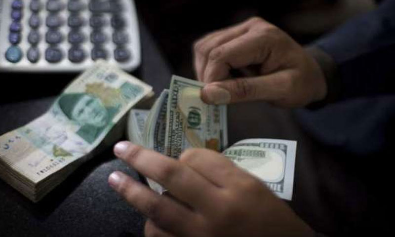 انٹربینک میں ڈالرکی قیمت میں 1روپے کمی،