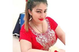اداکارہ ستارہ بیگ کشمیری عوام اورپاک فوج سےاظہار یکجہتی کیلئے واہگہ بارڈر پہنچ گئیں