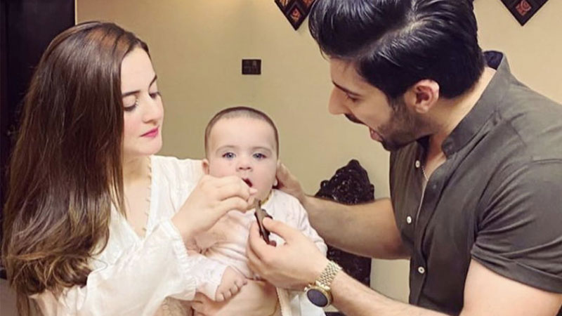 دو ہزار سے امل کی شادی کروں گا اور باقی بچے تو پلازہ بنائوں گا، منیب بٹ کا حکومت  وقت پر طنز