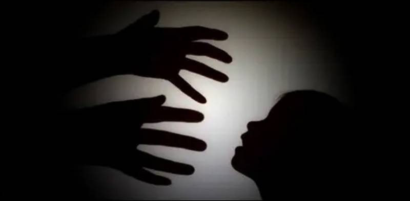 بھارت میں تین سالہ بچی کے ساتھ مبینہ اجتماعی زیادتی