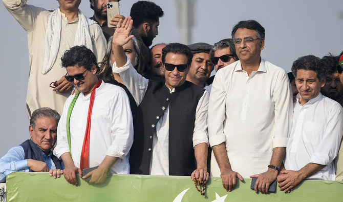 اب تک پی ٹی آئی کے کتنے ارکان عمران خان کا ساتھ چھوڑ گئے؟
