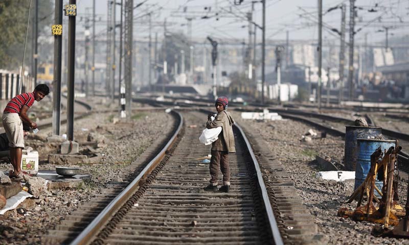 رحیم یار خان: لڑکا لڑکی نے ٹرین کی زد میں آکر خودکشی کرلی