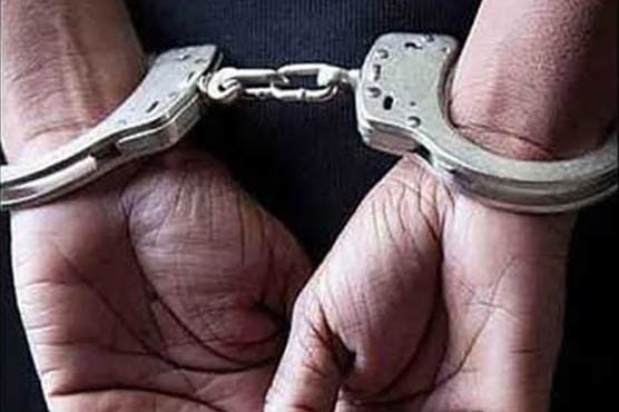 لاڑکانہ: مبینہ پولیس مقابلے کے بعد 2 ڈاکو زخمی حالت میں گرفتار