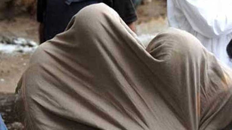 کراچی اور سکھر میں مبینہ مقابلے، 2 زخمیوں سمیت 4 ڈاکو گرفتار، ایک فرار