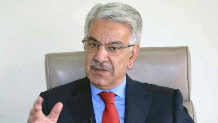اب شریعت کارڈ کا استعمال، یہ سیاسی فائدے کیلئے کس حد تک جاسکتے ہیں: خواجہ آصف