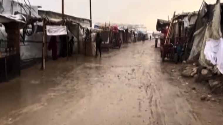 بارش سے فلسطینیوں کی مشکلات میں اضافہ، سردی سے 7 بچے جاں بحق