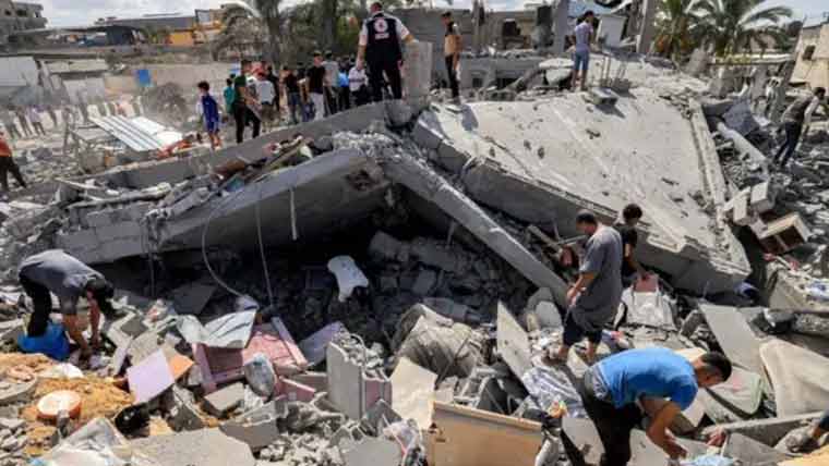 صیہونی فورسز کی غزہ میں وحشیانہ بمباری، مزید 63 فلسطینی شہید