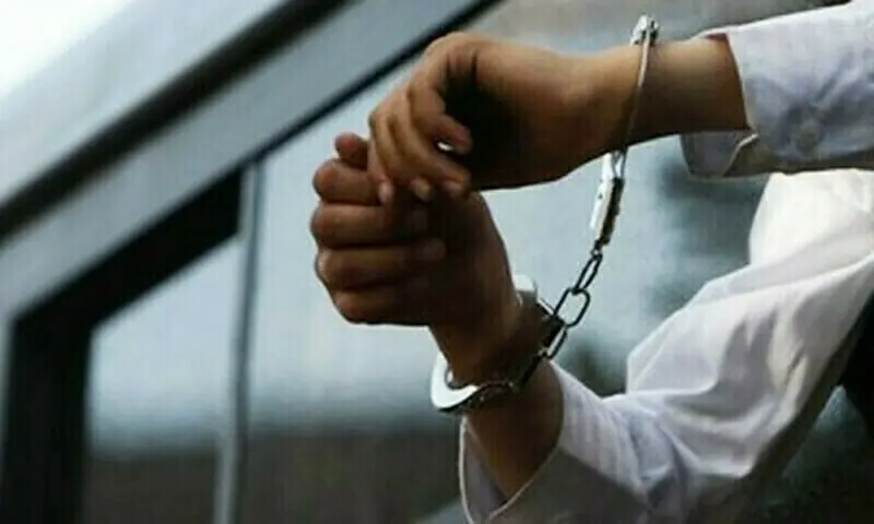 منشیات اسمگلنگ کیس، ملزم نے انکاؤنٹر کے خوف سے کمرہ عدالت میں گرفتاری دیدی