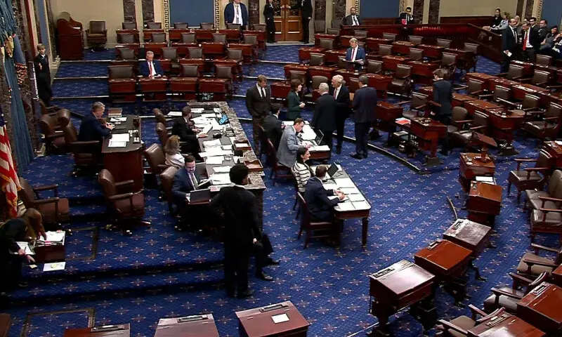 امریکی سینیٹ سے حکومت کے شٹ ڈاؤن کو ختم کرنے کیلئے فنڈنگ بل منظور